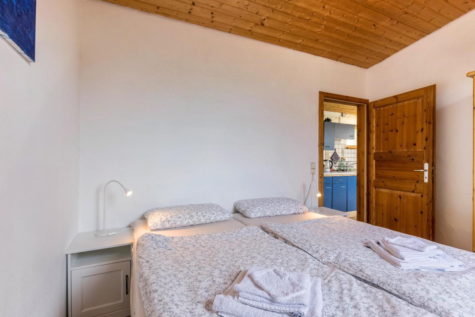 Ferienwohnung Am Samuelstein Bad Urach Eksteriør bilde