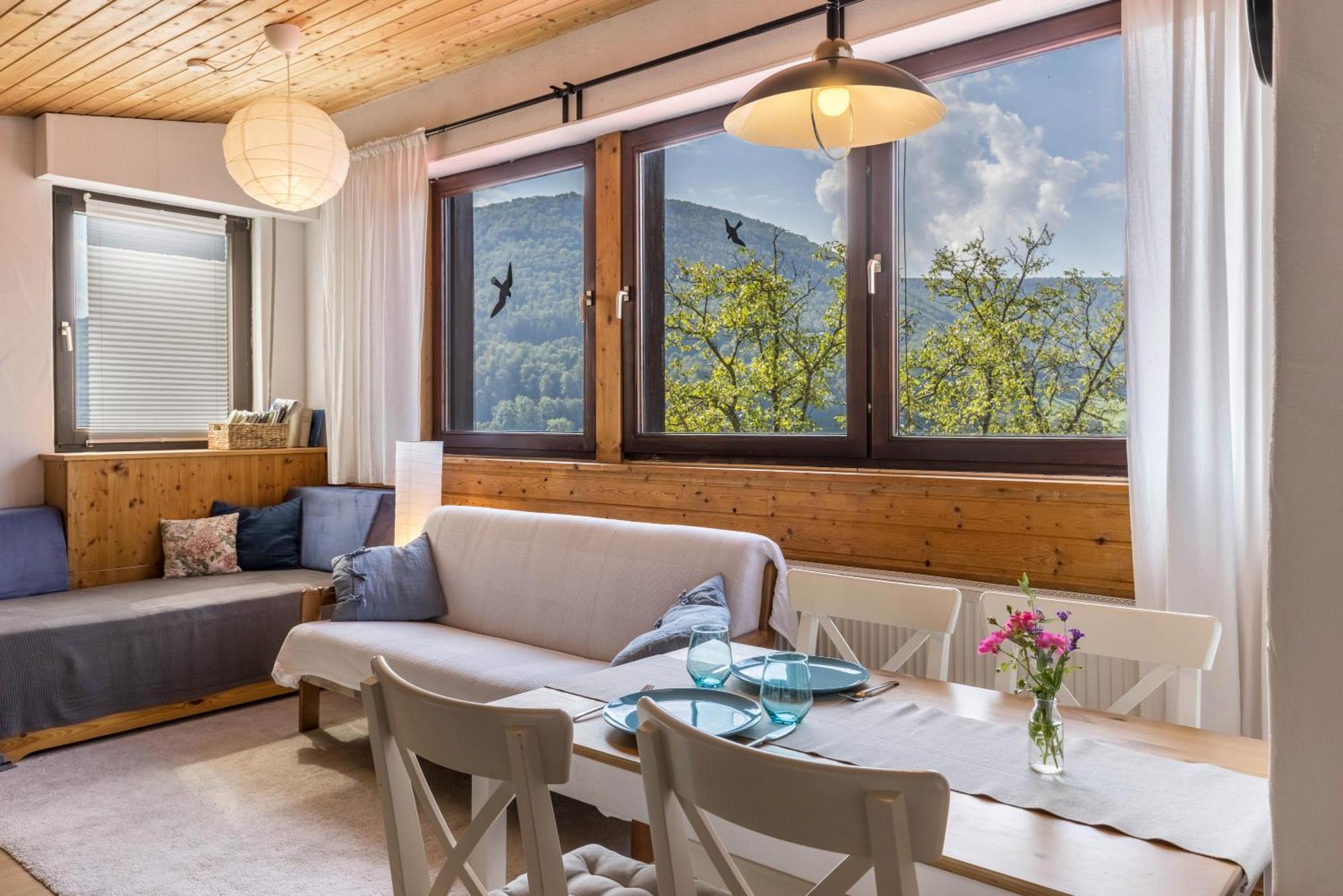 Ferienwohnung Am Samuelstein Bad Urach Eksteriør bilde